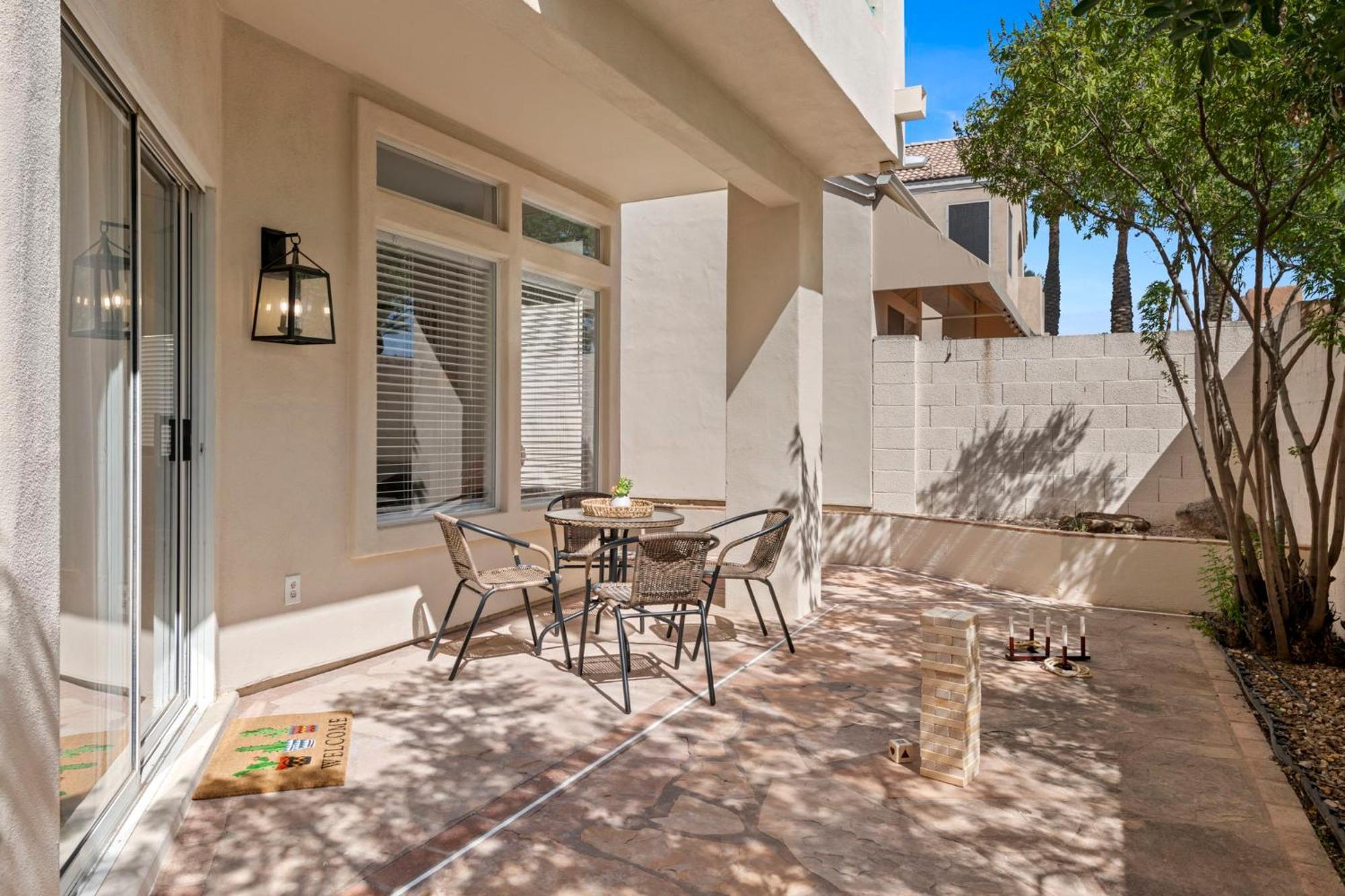 Holiday home The Agave Cowboy With Community Pool Overlooking Looking Ocotillo *