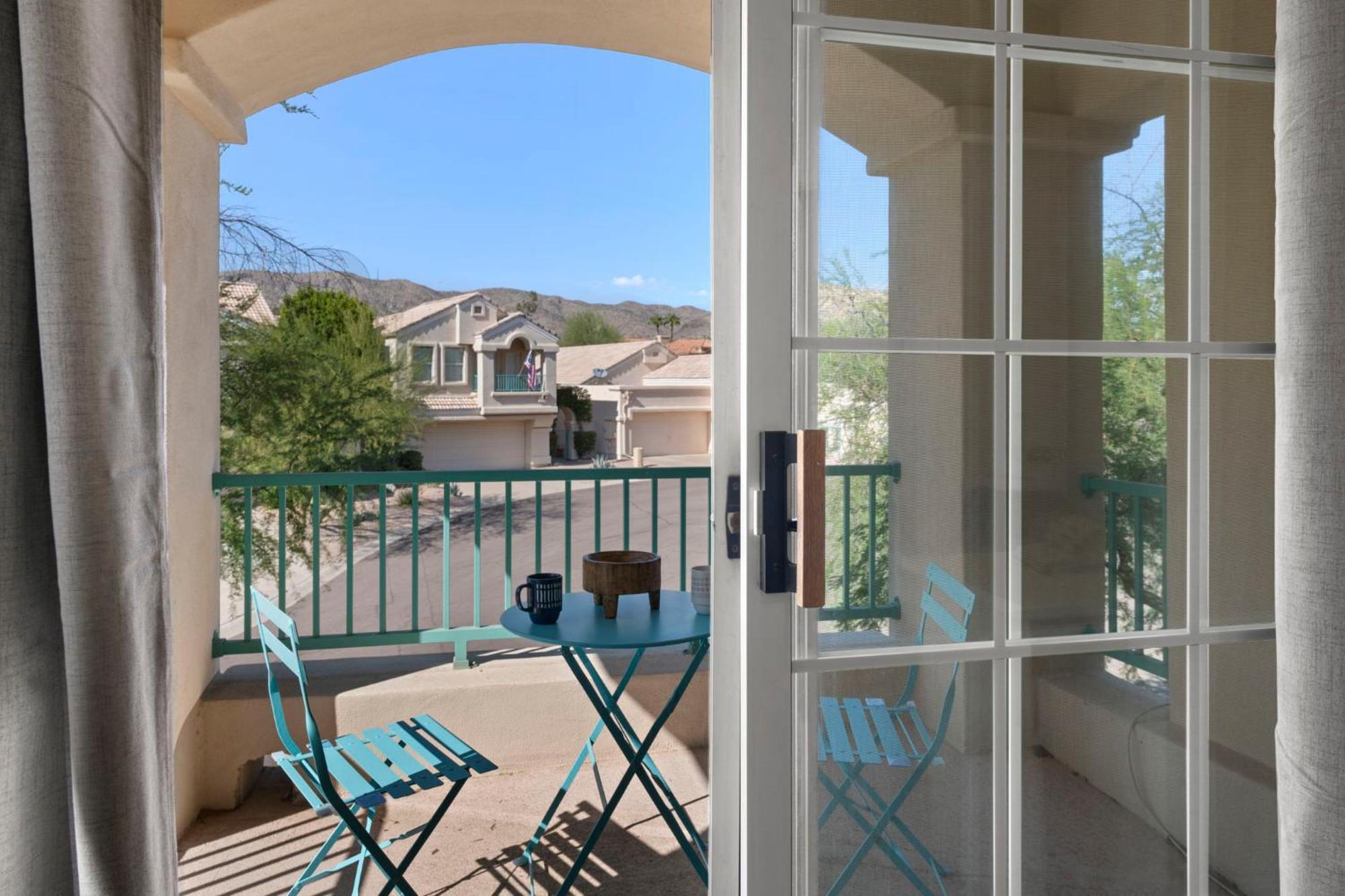 The Agave Cowboy With Community Pool Overlooking Looking Ocotillo Phoenix